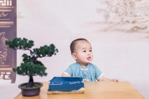 安吉宝宝宁愿饿也不吃奶粉